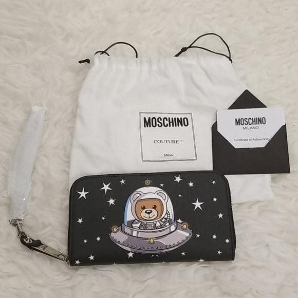 💕MOSCHINO💕 Space Ship Bear Zip Around Wallet - Picture 15 of 16